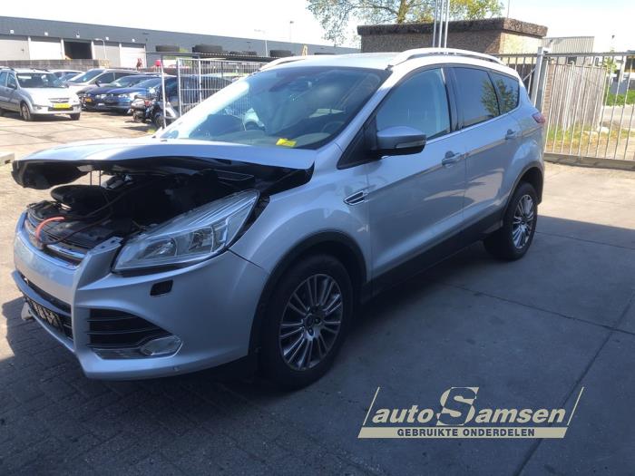 Gebruikte Tank element Pomp Ford Kuga II (DM2) 1.6 EcoBoost 16V 4x4 Prijs € 75,00 Margeregeling aangeboden door Auto Samsen B.V.
