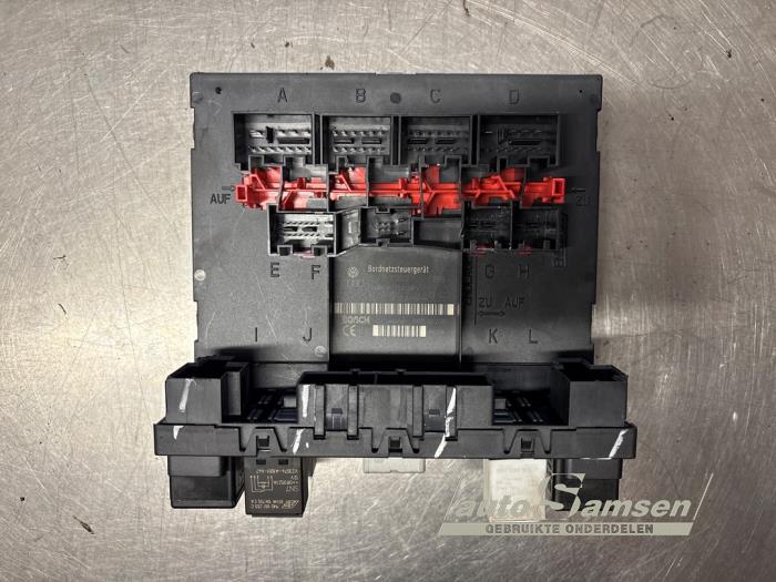 Gebruikte Module Bodycontrol Volkswagen Jetta III (1K2) 1.4 TSI 160 16V Prijs € 40,00 Margeregeling aangeboden door Auto Samsen B.V.