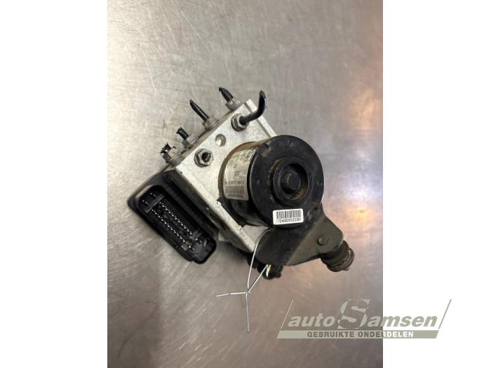 Gebruikte ABS Pomp Volkswagen Jetta III (1K2) 1.4 TSI 160 16V Prijs € 45,00 Margeregeling aangeboden door Auto Samsen B.V.
