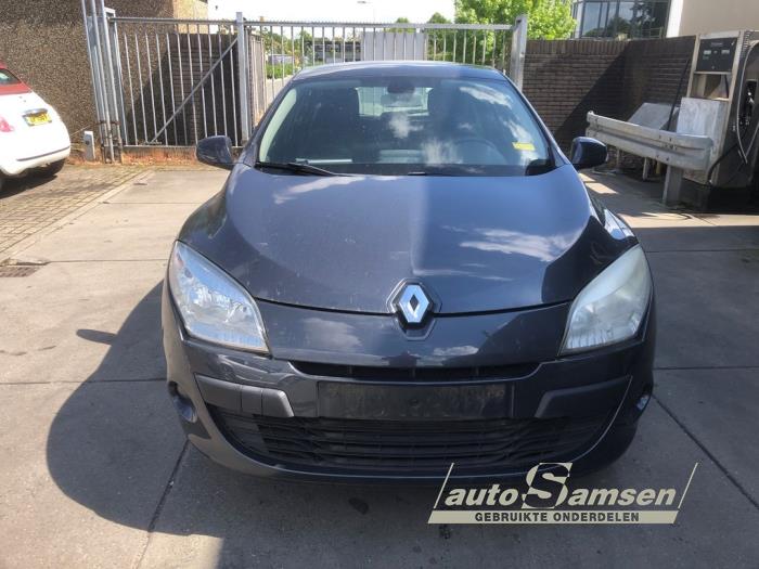 Gebruikte Aircopomp Renault Megane III Berline (BZ) 1.5 dCi 90 Prijs € 100,00 Margeregeling aangeboden door Auto Samsen B.V.