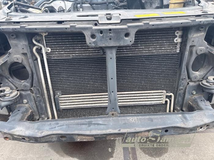 Gebruikte Radiateur Volkswagen Touareg (7LA/7L6) 3.2 V6 24V Prijs € 50,00 Margeregeling aangeboden door Auto Samsen B.V.