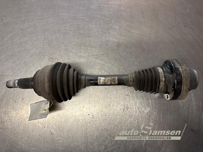 Gebruikte Steekas links-voor Volkswagen Touareg (7LA/7L6) 3.2 V6 24V Prijs € 50,00 Margeregeling aangeboden door Auto Samsen B.V.