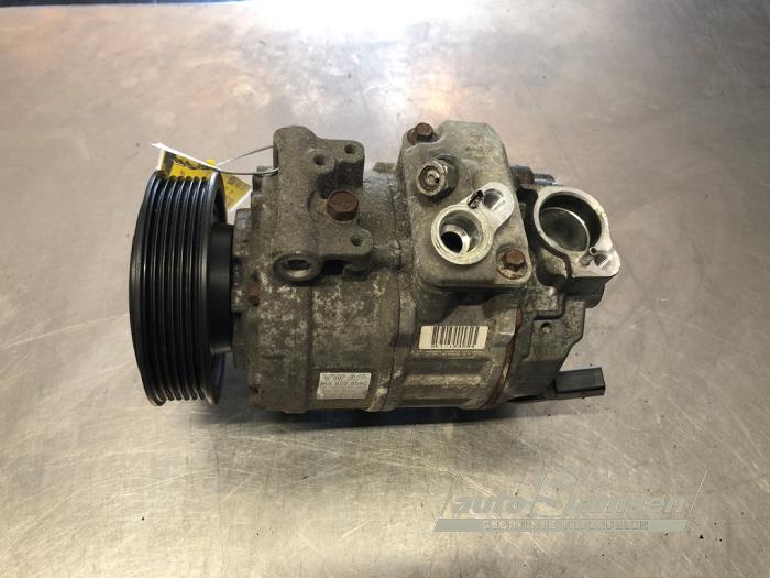 Gebruikte Aircopomp Volkswagen Jetta III (1K2) 1.6 FSI 16V Prijs € 50,00 Margeregeling aangeboden door Auto Samsen B.V.