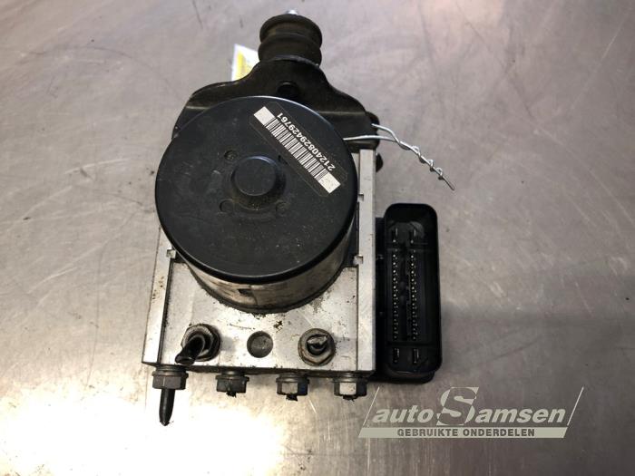 Gebruikte ABS Pomp Volkswagen Jetta III (1K2) 1.6 FSI 16V Prijs € 50,00 Margeregeling aangeboden door Auto Samsen B.V.