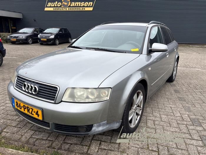 Gebruikte Startmotor Audi A4 Avant (B6) 1.8 T 20V Prijs € 40,00 Margeregeling aangeboden door Auto Samsen B.V.