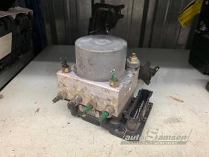 Gebruikte ABS Pomp Renault Modus/Grand Modus (JP) 1.6 16V Prijs € 100,00 Margeregeling aangeboden door Auto Samsen B.V.