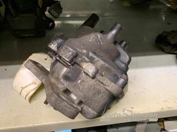 Gebruikte Ontsteking (compleet) Honda Civic (EJ/EK) 1.4i 16V Prijs € 50,00 Margeregeling aangeboden door Auto Samsen B.V.
