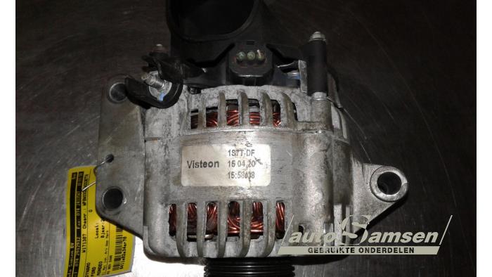 Dynamo van een Ford Mondeo III Wagon 2.5 V6 24V 2002