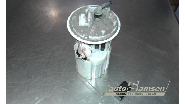 Gebruikte Tank element Pomp Alfa Romeo 147 (937) 2.0 Twin Spark 16V Prijs € 50,00 Margeregeling aangeboden door Auto Samsen B.V.