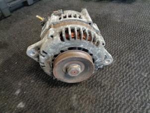 Gebruikte Dynamo Nissan Almera Tino (V10M) 2.2 Di 16V HP Prijs € 25,00 Margeregeling aangeboden door Westerhof autodemontage
