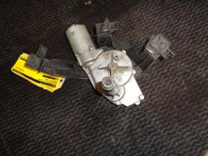 Gebruikte Ruitenwissermotor achter Peugeot 207/207+ (WA/WC/WM) 1.6 HDi 16V Prijs € 20,00 Margeregeling aangeboden door Westerhof autodemontage