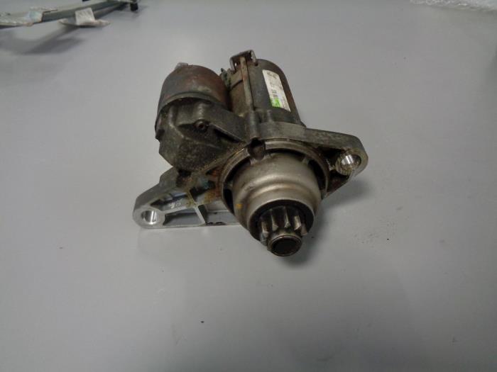 Startmotor van een Volkswagen Golf VI (5K1) 1.4 16V 2010