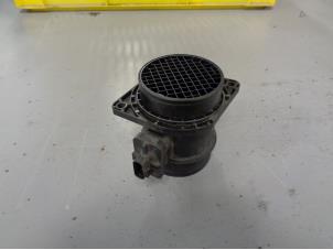 Gebruikte Luchtmassameter Volkswagen Touareg (7LA/7L6) 3.0 TDI V6 24V Prijs € 20,00 Margeregeling aangeboden door Westerhof autodemontage