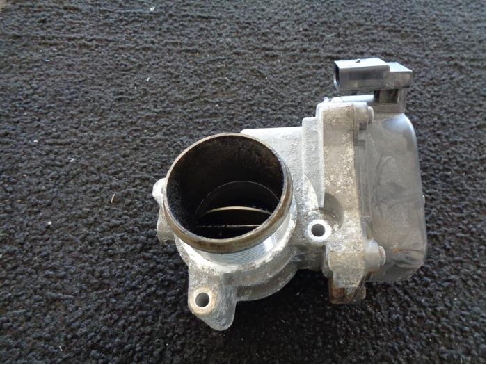 Gebruikte Gasklephuis Seat Ibiza IV (6J5) 1.6 TDI 90 Prijs € 25,00 Margeregeling aangeboden door Westerhof autodemontage