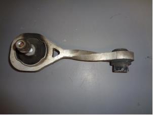 Gebruikte Motorrubber Renault Twingo II (CN) 1.5 dCi 75 FAP Prijs € 15,00 Margeregeling aangeboden door Westerhof autodemontage