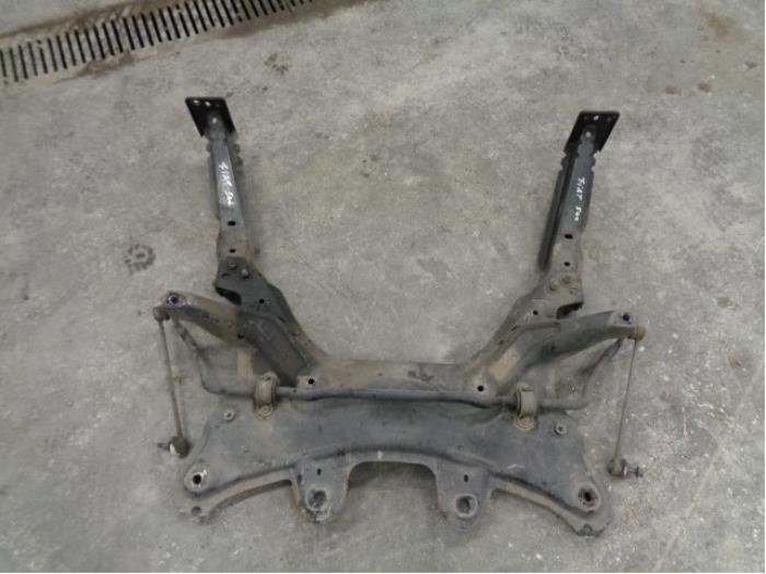 Gebruikte Subframe Fiat 500 (312) 1.2 Prijs € 125,00 Margeregeling aangeboden door Westerhof autodemontage
