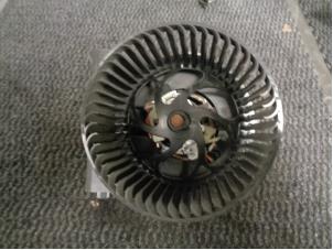 Gebruikte Kachel Ventilatiemotor Volkswagen New Beetle (9C1/9G1) 2.0 Prijs € 20,00 Margeregeling aangeboden door Westerhof autodemontage