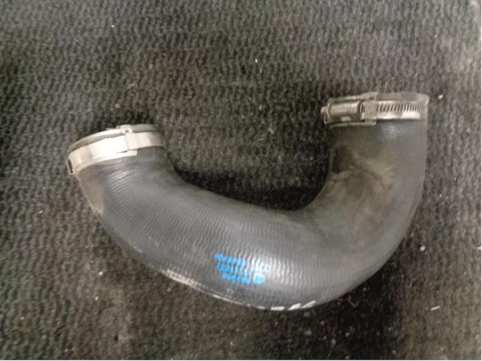 Gebruikte Intercooler Slang Volkswagen Touareg (7LA/7L6) 3.0 TDI V6 24V Prijs € 10,00 Margeregeling aangeboden door Westerhof autodemontage