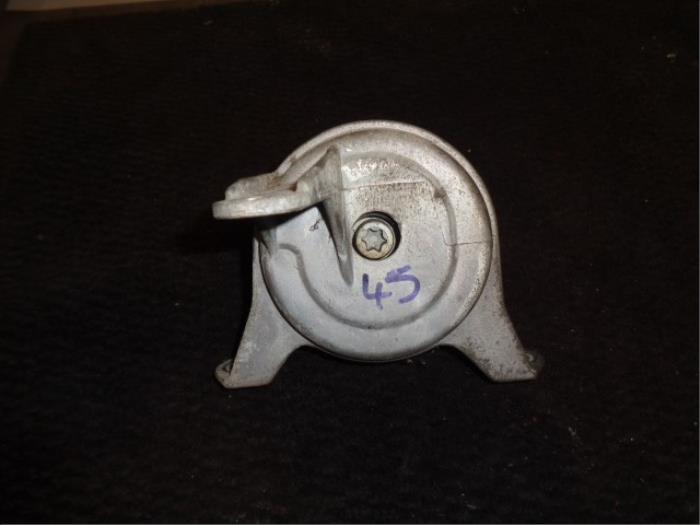 Gebruikte Motorrubber Opel Astra H (L48) 1.4 16V Twinport Prijs € 10,00 Margeregeling aangeboden door Westerhof autodemontage