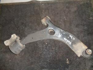 Gebruikte Draagarm rechts-voor Volvo C30 (EK/MK) 1.6 D 16V Prijs € 30,00 Margeregeling aangeboden door Westerhof autodemontage