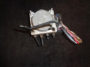 Gebruikte ABS Pomp Fiat Panda (169) 1.1 Fire Prijs € 40,00 Margeregeling aangeboden door Westerhof autodemontage