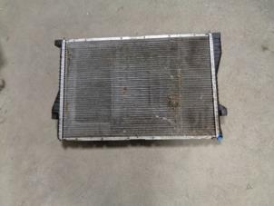 Gebruikte Radiateur BMW 5 serie Touring (E39) 520i 24V Prijs € 25,00 Margeregeling aangeboden door Westerhof autodemontage