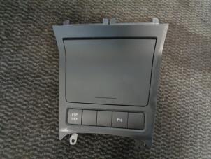 Gebruikte Asbak voor Volkswagen Golf VI (5K1) 1.4 16V Prijs € 25,00 Margeregeling aangeboden door Westerhof autodemontage