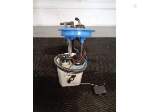 Gebruikte Benzinepomp Volkswagen Golf VII (AUA) 2.0 GTI 16V Performance Package Prijs € 40,00 Margeregeling aangeboden door Westerhof autodemontage