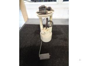 Gebruikte Benzinepomp Renault Laguna I (B56) Prijs € 35,00 Margeregeling aangeboden door Westerhof autodemontage