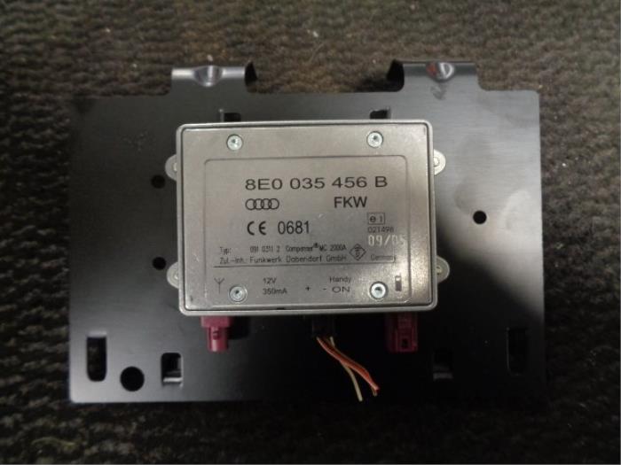 Gebruikte Telefoon Module Audi A3 Sportback (8PA) 1.9 TDI Prijs € 35,00 Margeregeling aangeboden door Westerhof autodemontage