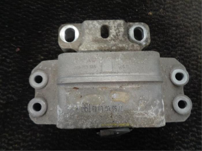 Gebruikte Motorrubber Audi A3 Sportback (8PA) 1.9 TDI Prijs € 20,00 Margeregeling aangeboden door Westerhof autodemontage