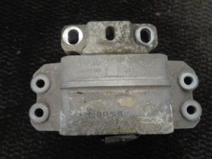 Gebruikte Motorsteun Audi A3 Sportback (8PA) 1.9 TDI Prijs € 20,00 Margeregeling aangeboden door Westerhof autodemontage