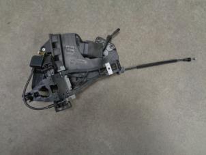 Gebruikte Deurslot Mechaniek 4Deurs links-achter Volvo V50 (MW) 2.0 D 16V Prijs € 40,00 Margeregeling aangeboden door Westerhof autodemontage