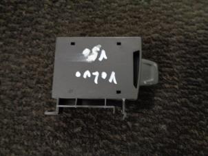 Gebruikte Telefoon Module Volvo V50 (MW) 2.0 D 16V Prijs € 20,00 Margeregeling aangeboden door Westerhof autodemontage