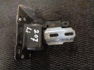 Gebruikte Motorrubber Peugeot 207/207+ (WA/WC/WM) 1.4 Prijs € 15,00 Margeregeling aangeboden door Westerhof autodemontage