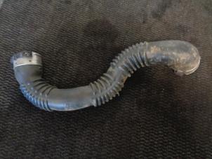 Gebruikte Intercooler Buis Mercedes A (W176) 1.5 A-180 CDI, A-180d 16V Prijs € 25,00 Margeregeling aangeboden door Westerhof autodemontage