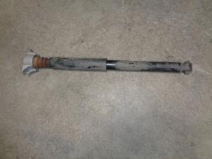 Gebruikte Schokdemper links-achter Mazda 3 Sport (BK) 1.3i 16V Prijs € 50,00 Margeregeling aangeboden door Westerhof autodemontage