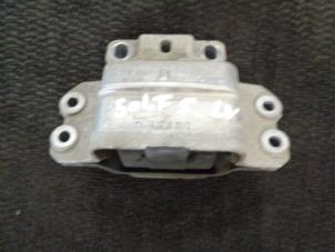 Gebruikte Motorsteun Volkswagen Golf IV (1J1) 1.4 16V Prijs € 10,00 Margeregeling aangeboden door Westerhof autodemontage
