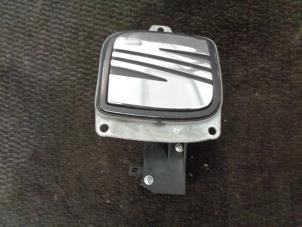 Gebruikte Handgreep Achterklep Seat Ibiza III (6L1) 1.4 TDI 80 Prijs € 25,00 Margeregeling aangeboden door Westerhof autodemontage