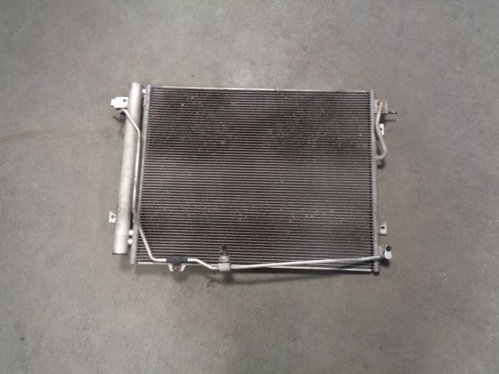 Gebruikte Airco Condensor Kia Sorento I (JC) 3.5 V6 24V Prijs € 30,00 Margeregeling aangeboden door Westerhof autodemontage