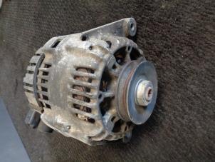 Gebruikte Dynamo Peugeot 206 (2A/C/H/J/S) 1.1 XN,XR Prijs € 35,00 Margeregeling aangeboden door Westerhof autodemontage