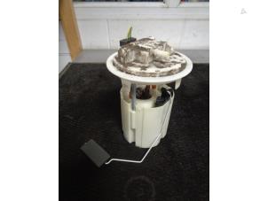 Gebruikte Benzinepomp Peugeot 207/207+ (WA/WC/WM) 1.6 16V VTi Prijs € 25,00 Margeregeling aangeboden door Westerhof autodemontage