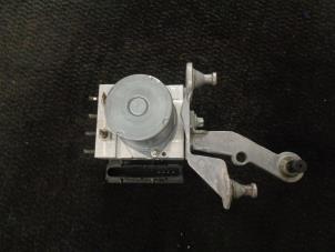 Gebruikte ABS Pomp Mercedes A (W169) 1.7 A-170 5-Drs. Prijs € 100,00 Margeregeling aangeboden door Westerhof autodemontage