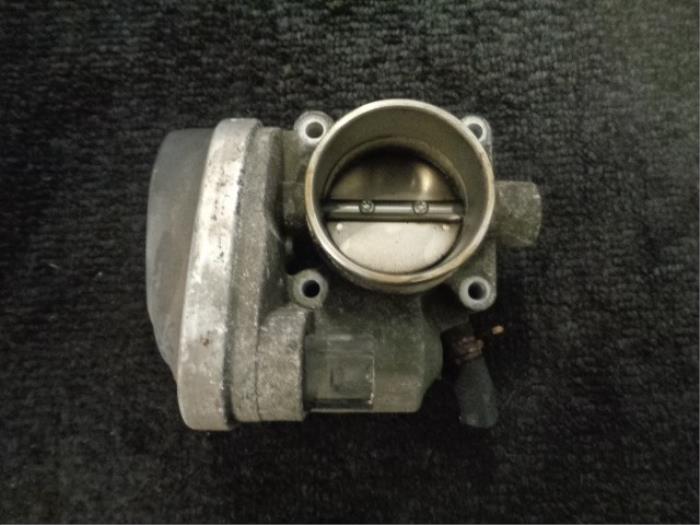 Gebruikte Gasklephuis BMW Mini (R50/53) 1.6 16V Cooper Prijs € 35,00 Margeregeling aangeboden door Westerhof autodemontage