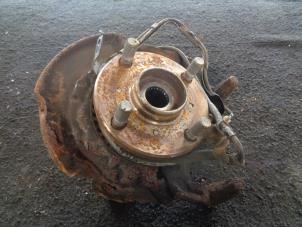 Gebruikte Fusee rechts-voor Daihatsu Cuore (L251/271/276) 1.0 12V DVVT Prijs € 25,00 Margeregeling aangeboden door Westerhof autodemontage