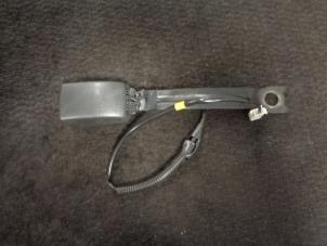 Gebruikte Veiligheidsgordel Insteek links-voor Toyota Aygo (B10) 1.0 12V VVT-i Prijs € 20,00 Margeregeling aangeboden door Westerhof autodemontage