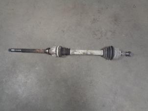 Gebruikte Homokineetas rechts-voor Peugeot 308 (4A/C) 1.6 HDi 16V Prijs € 35,00 Margeregeling aangeboden door Westerhof autodemontage