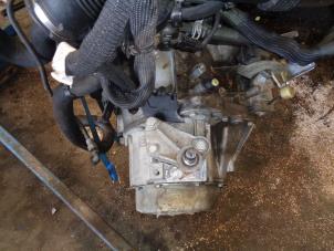 Gebruikte Versnellingsbak Peugeot 308 (4A/C) 1.6 VTI 16V Prijs € 250,00 Margeregeling aangeboden door Westerhof autodemontage