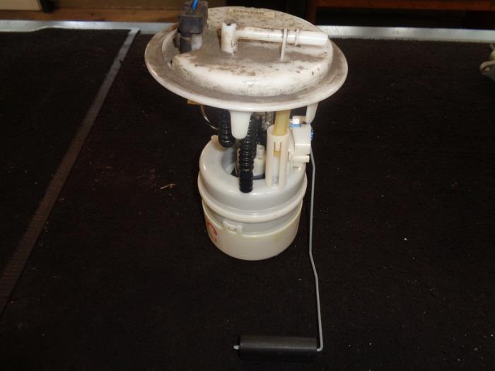 Gebruikte Benzinepomp Citroen C3 (SC) 1.2 VTi 82 12V Prijs € 30,00 Margeregeling aangeboden door Westerhof autodemontage