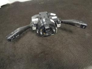 Gebruikte Combischakelaar Stuurkolom Seat Leon (1P1) 1.6 Prijs € 50,00 Margeregeling aangeboden door Westerhof autodemontage